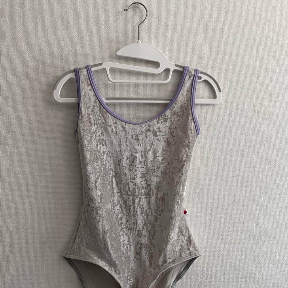 Yumiko Velvet Véronique Mesh Silver and Purple Leotard